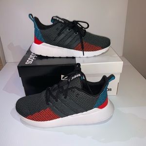 Adidas Questar flow kids/women